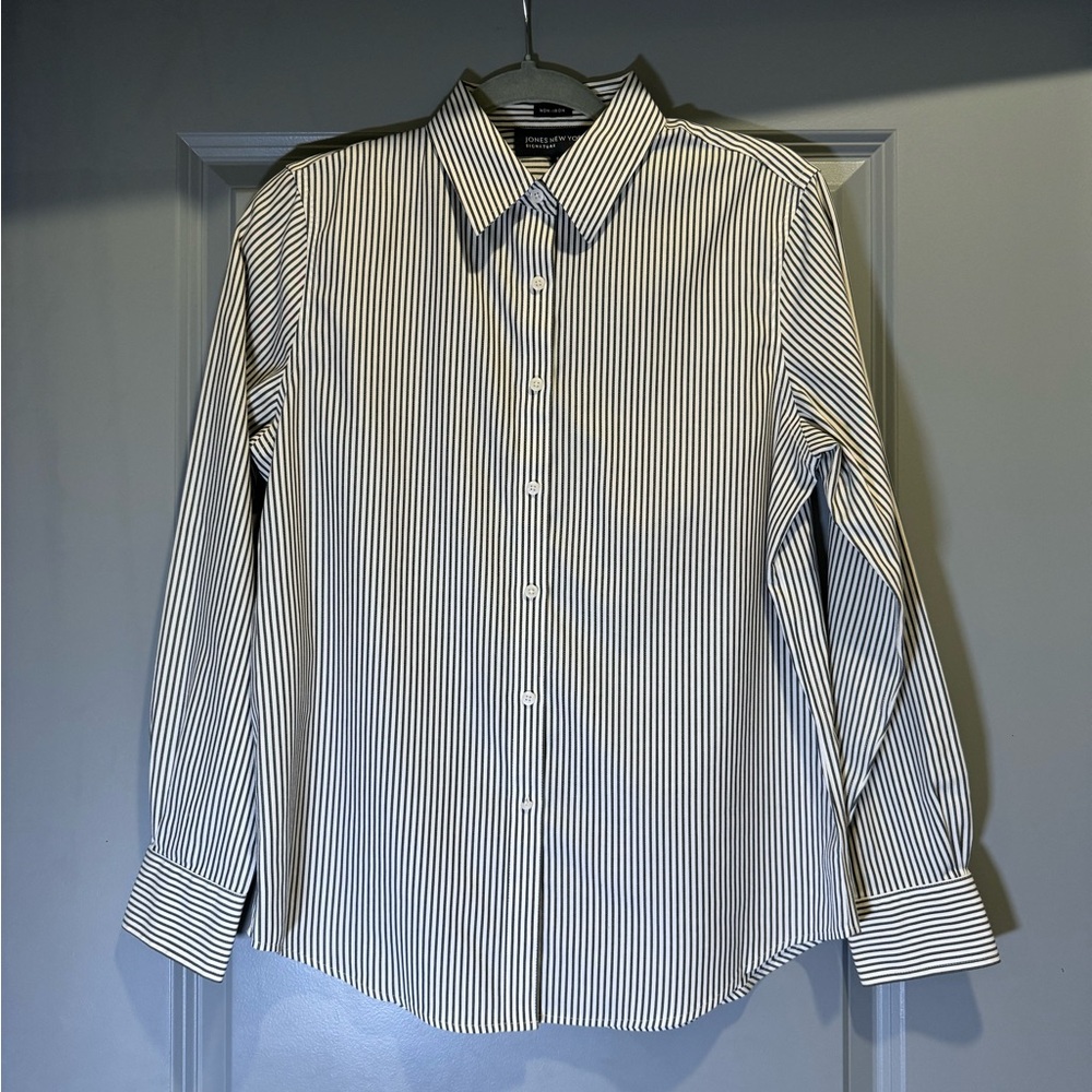 Jones New York Signature Blouse Women Size Small Striped Button Down Dress Shirt